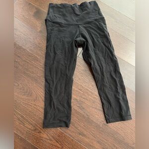 Lululemon wunderunder leggings size 6